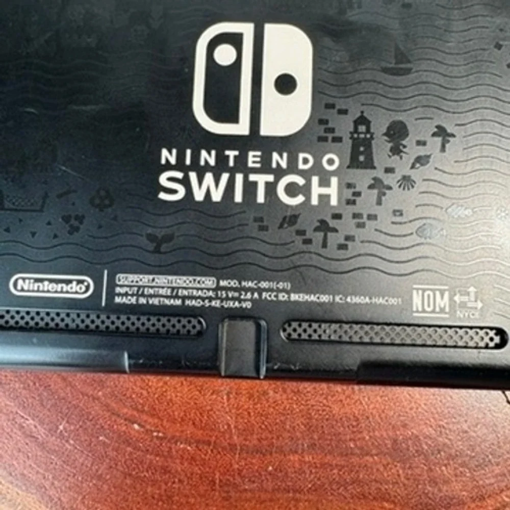 Nintendo Switch Animal Crossing Edition Console White Joycon HAC-001 Please READ